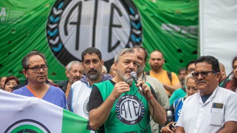 La Justicia suspendió la eliminación del Día del Trabajador Estatal y ATE celebró la medida con un exabrupto