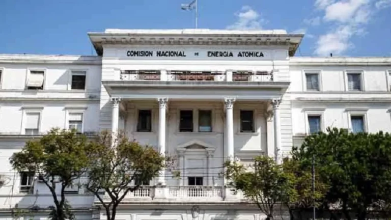 Trabajadores de la Comisión Nacional de Energía Atómica «repudian» la posible privatización de las centrales