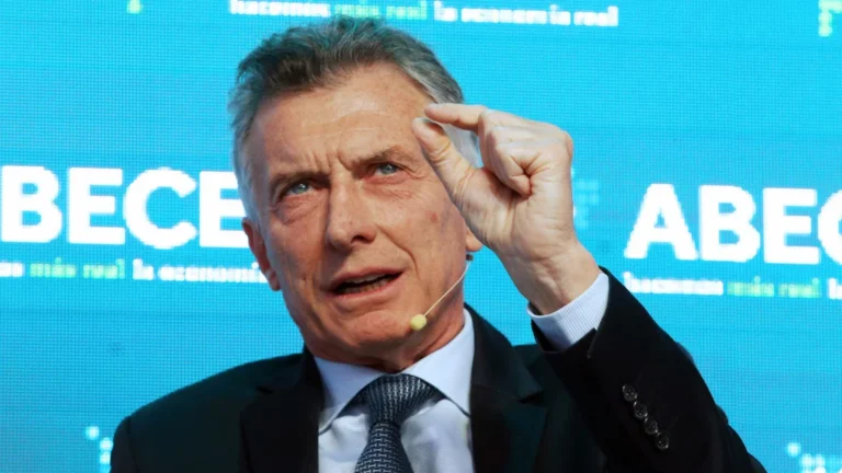 Mauricio Macri propuso construir una mayoría legislativa y Santiago Caputo se mostró en sintonía